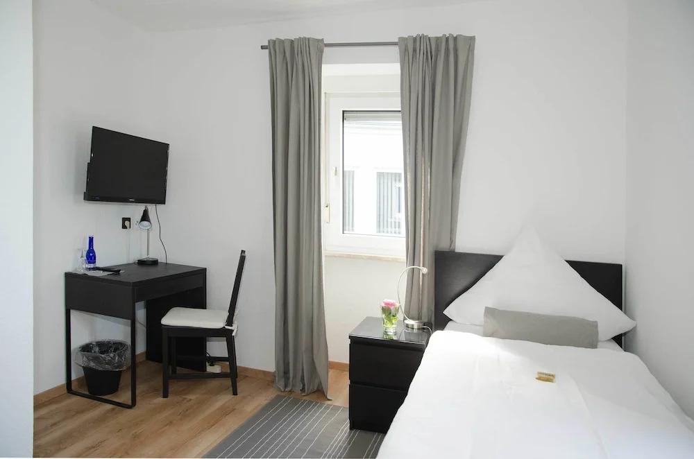 hotel image 10