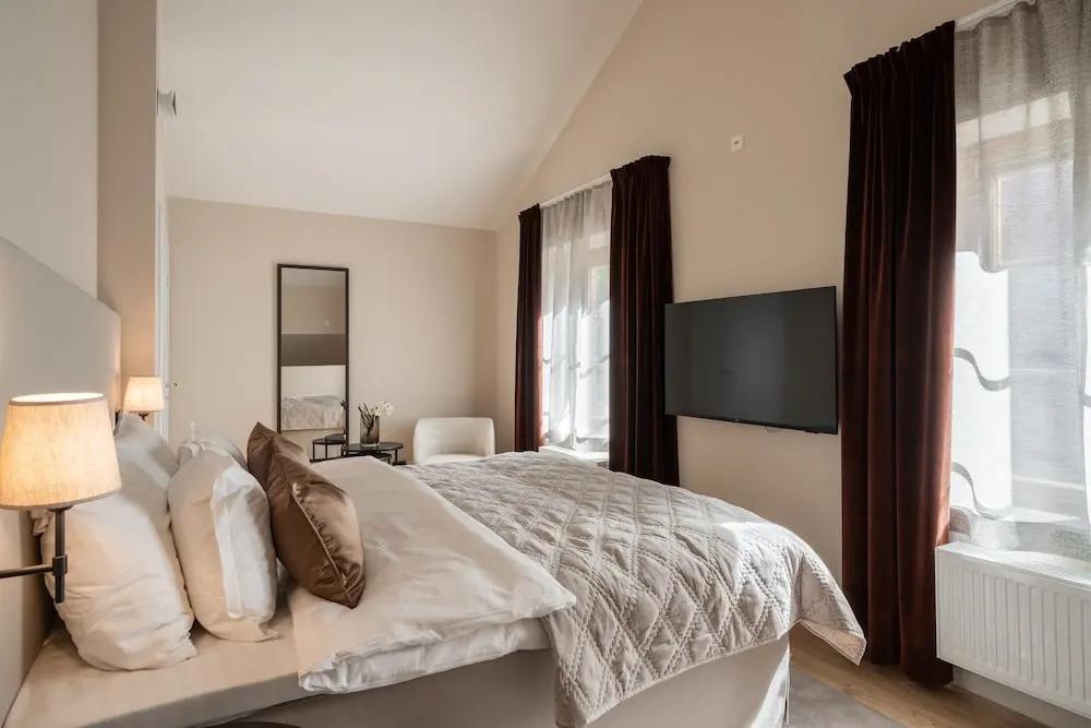 hotel image 16