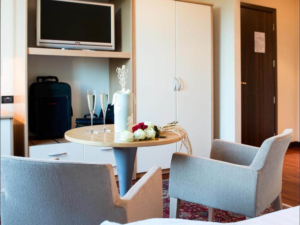 hotel image 12