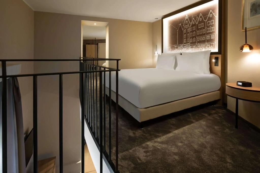 hotel image 10
