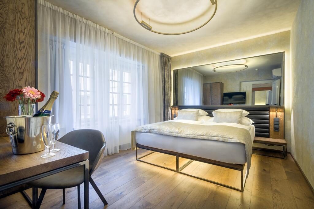 hotel image 8