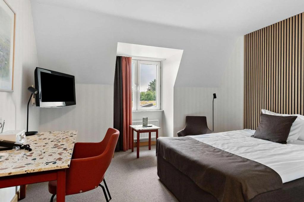 hotel image 13