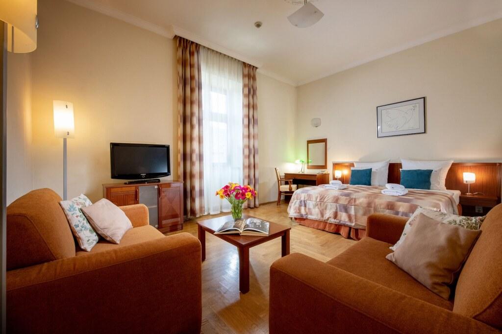 hotel image 9
