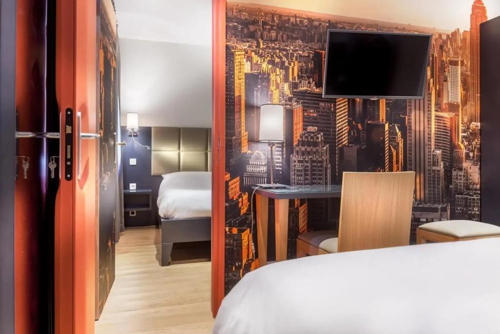 hotel image 16
