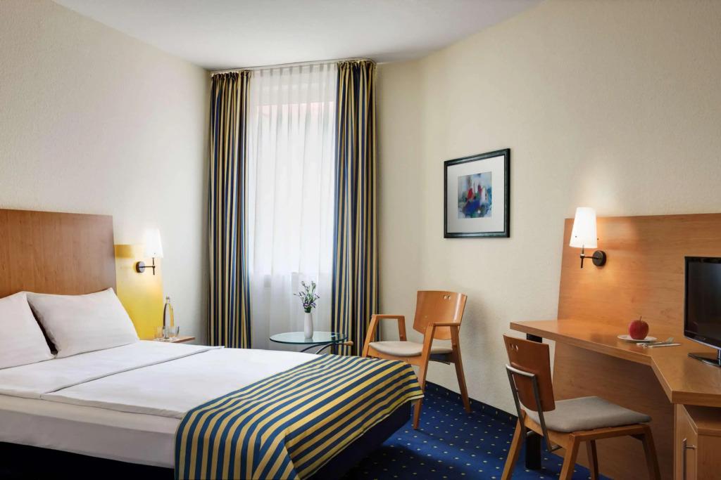 hotel image 12