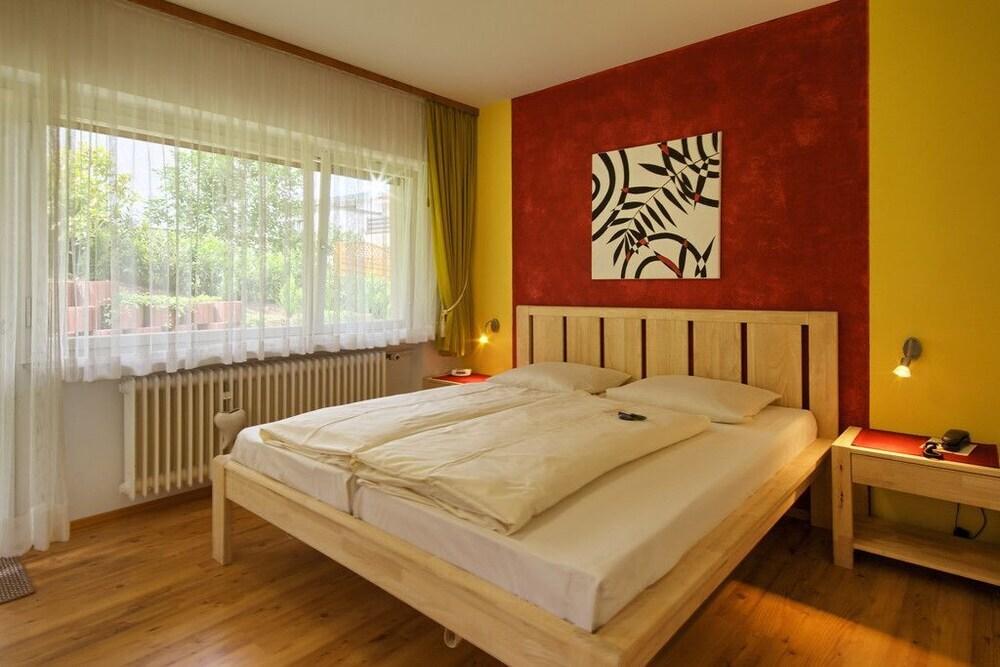 hotel image 12