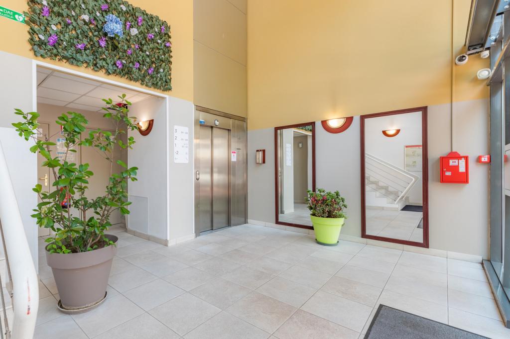 hotel image 12