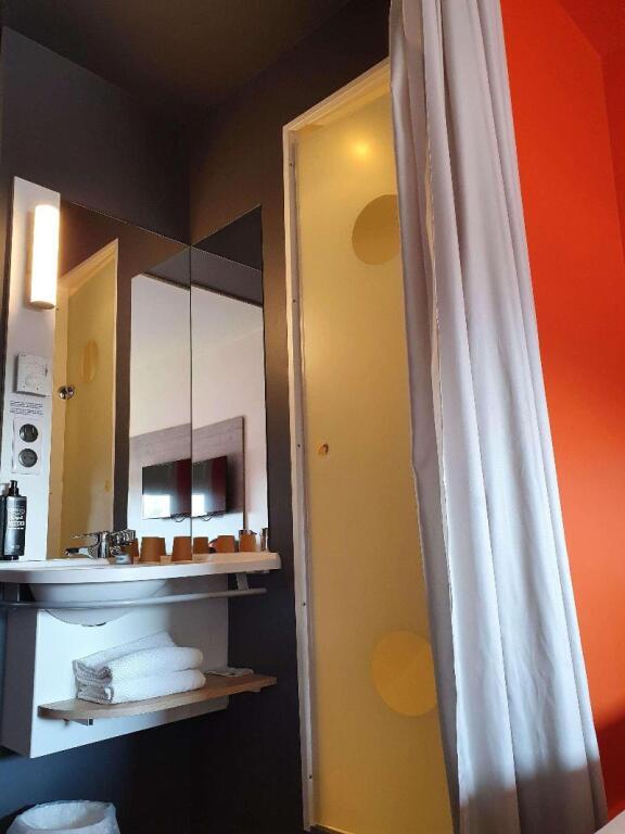hotel image 8