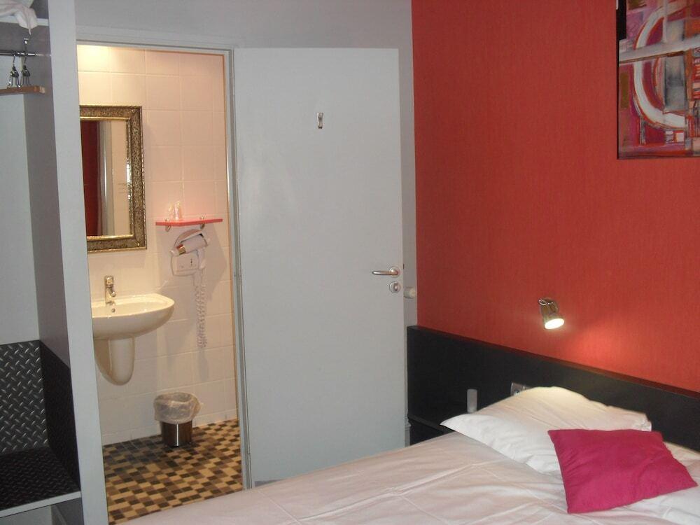 hotel image 16