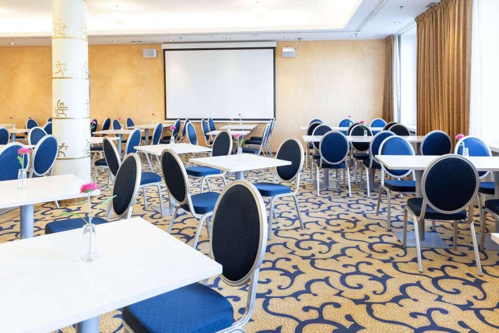 hotel image 13