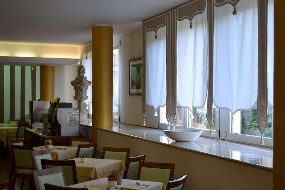 hotel image 8