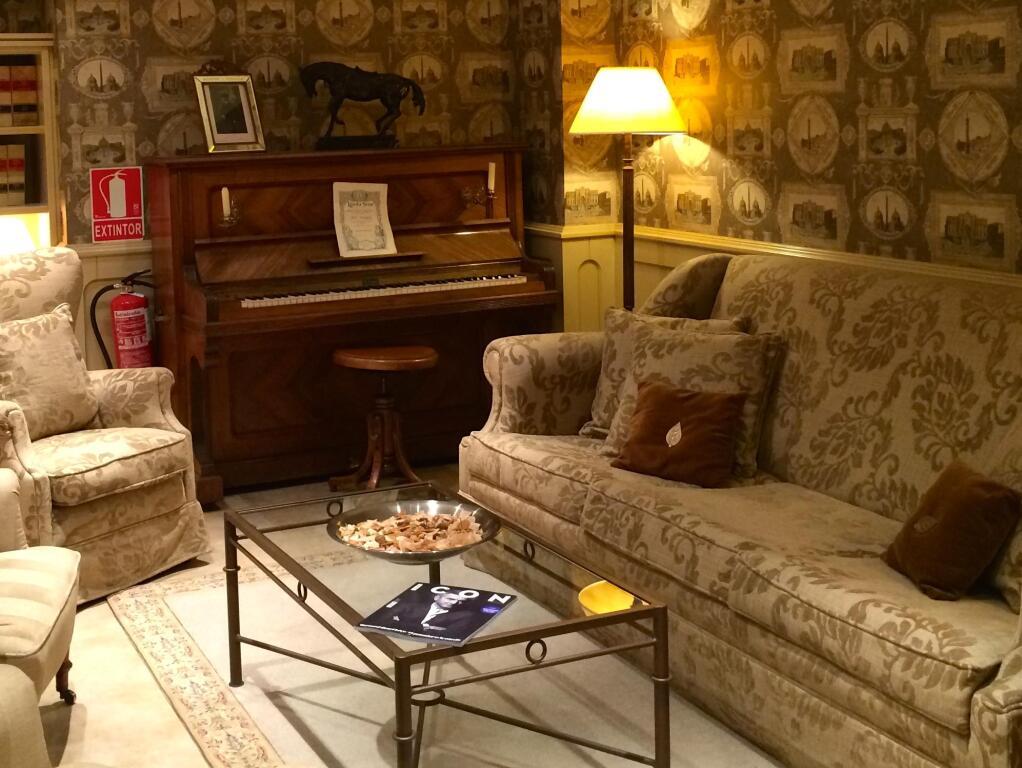 hotel image 8