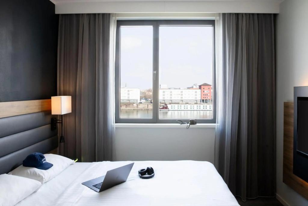 hotel image 6