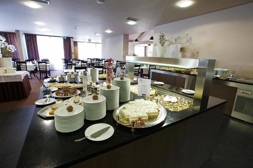hotel image 9