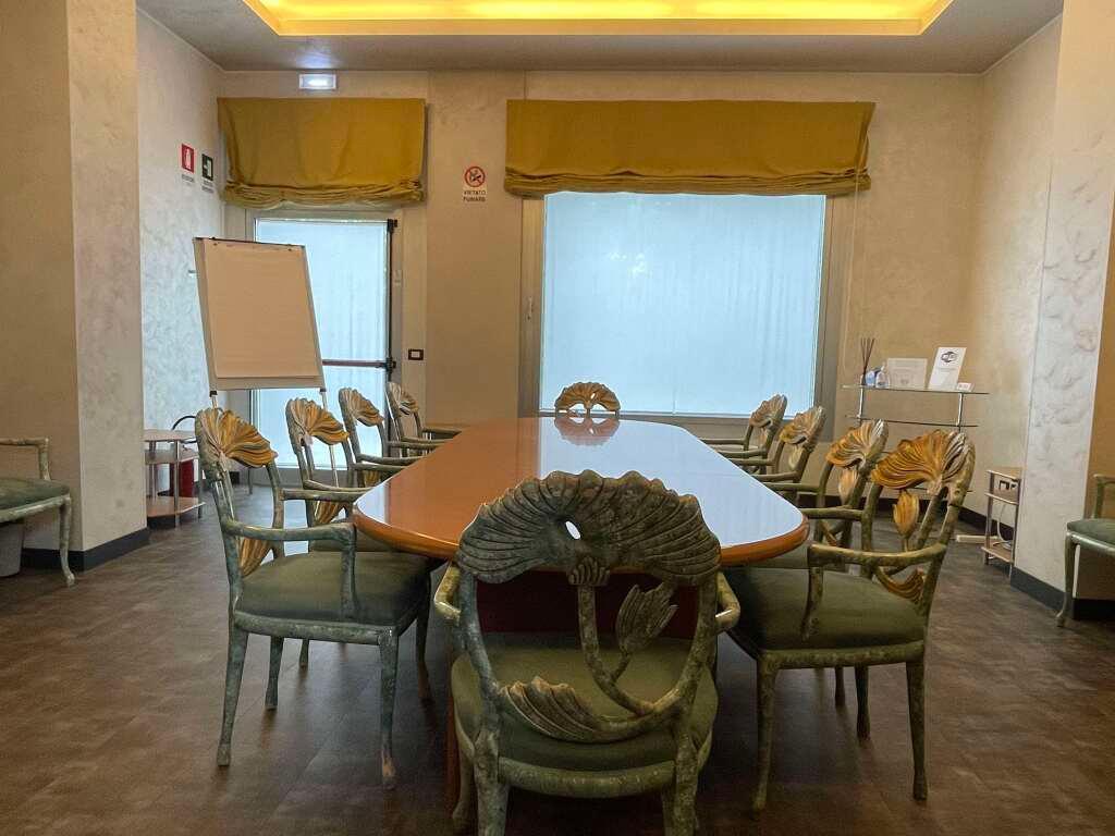 hotel image 13