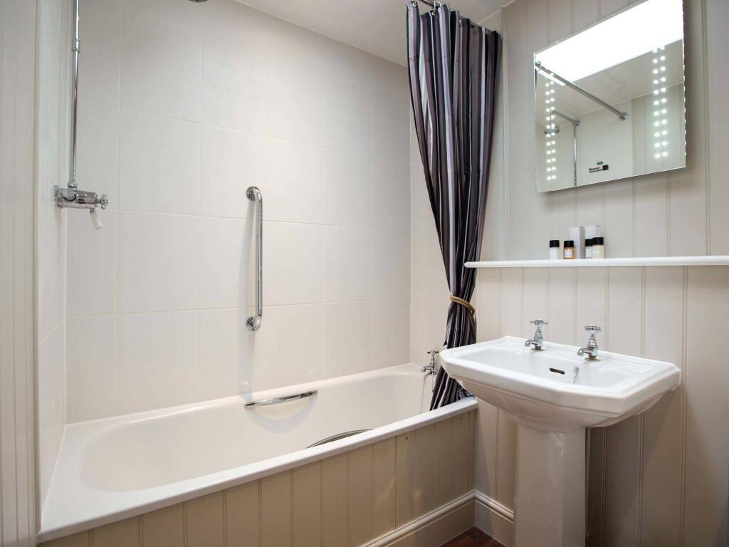 hotel image 10