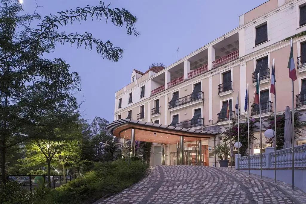 hotel image 12