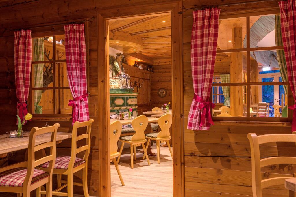 hotel image 13