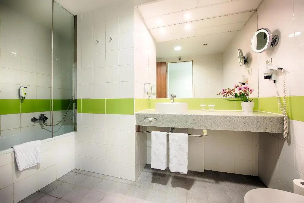 hotel image 16
