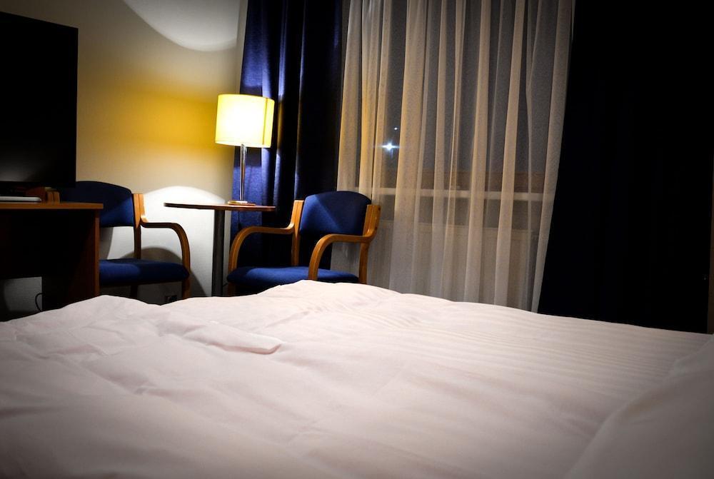 hotel image 13