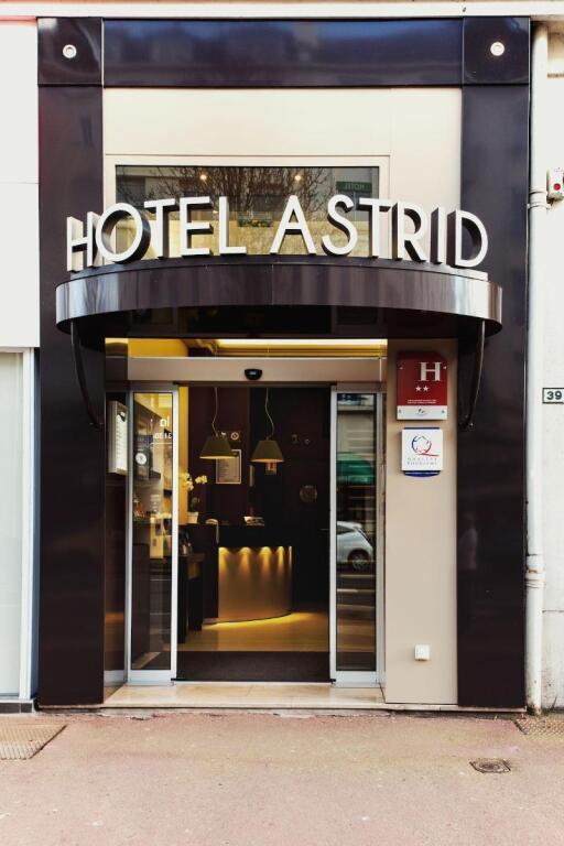 hotel image 13