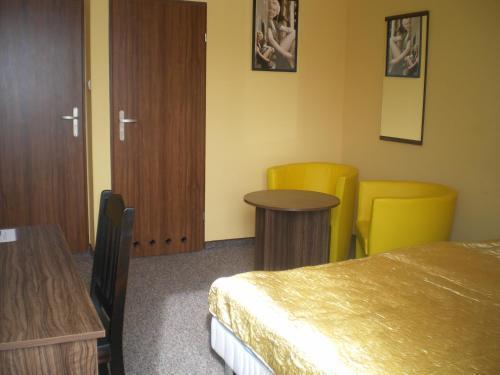 hotel image 9