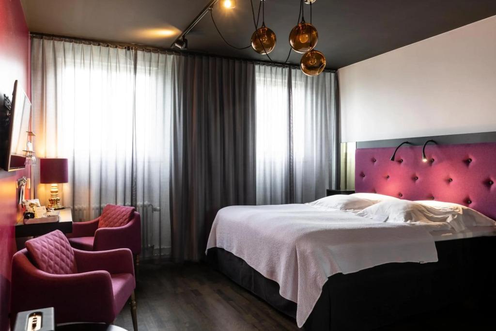 hotel image 4