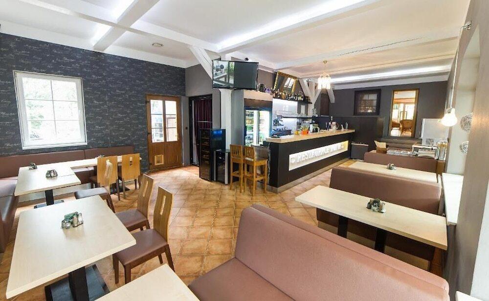 hotel image 16