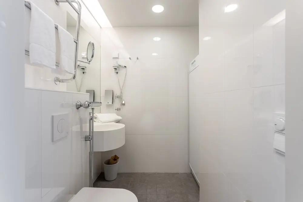 hotel image 16