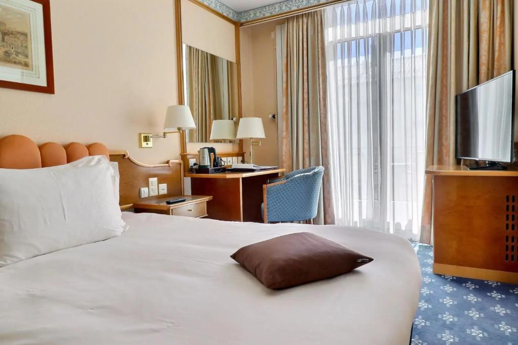 hotel image 39