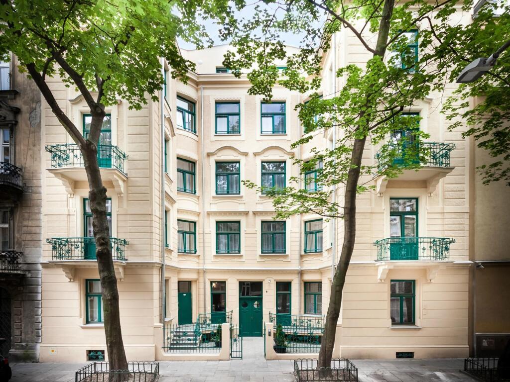 hotel image 12