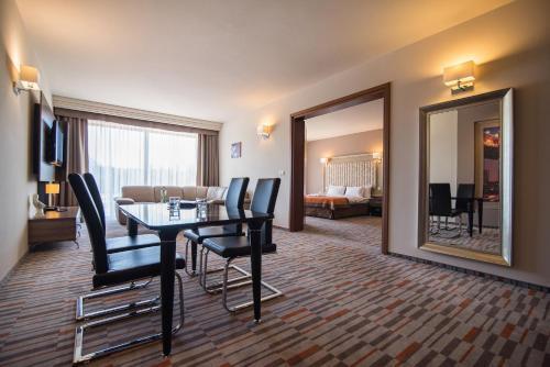 hotel image 12