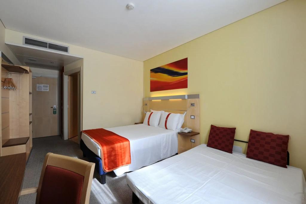 hotel image 16