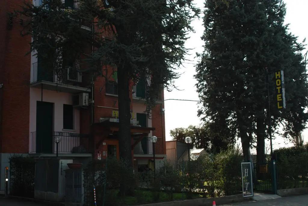 hotel image 11