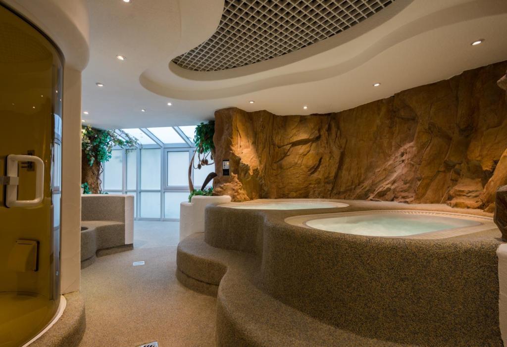 hotel image 8