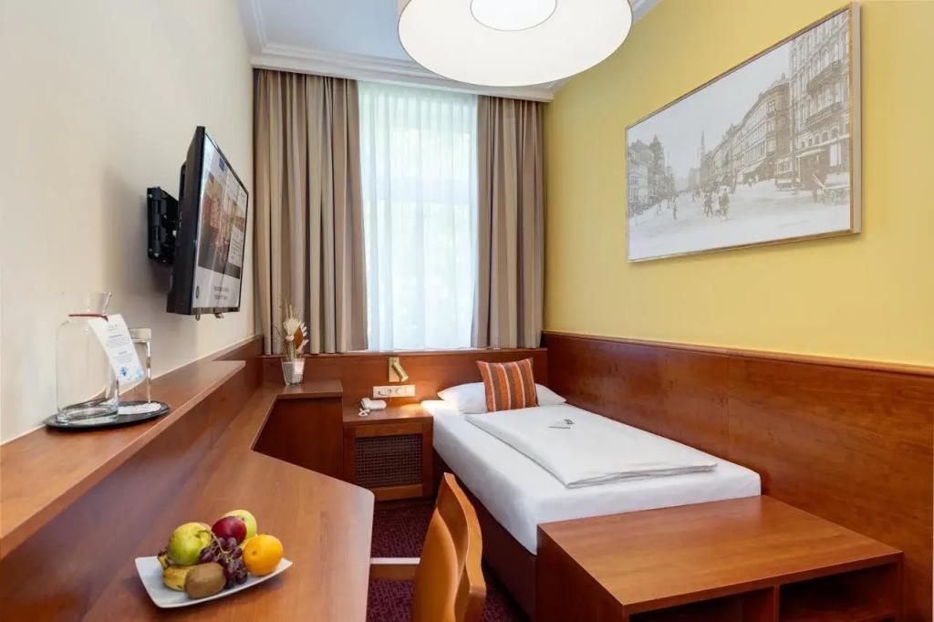 hotel image 32