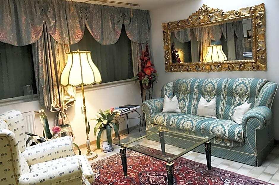 hotel image 10