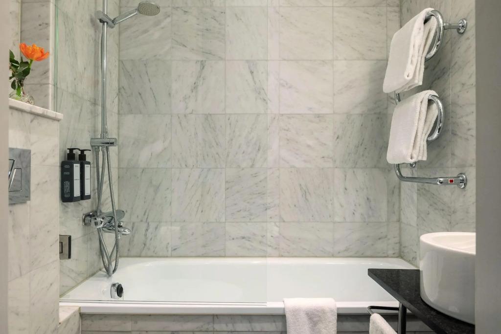 hotel image 37