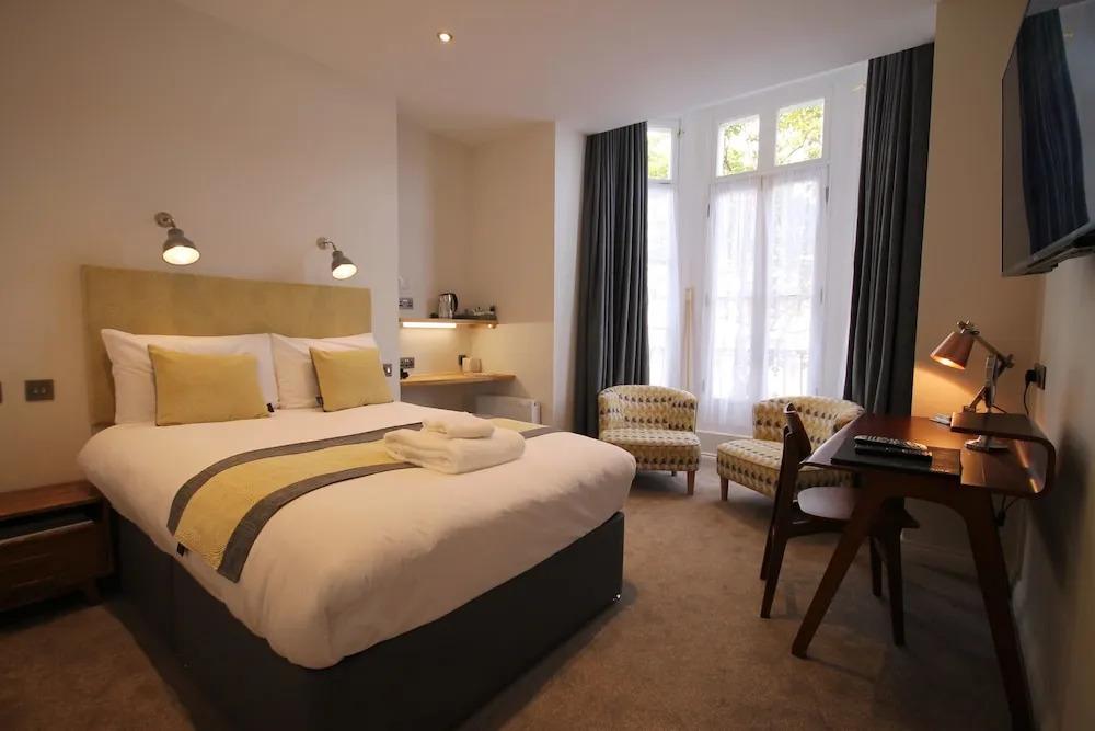 hotel image 8