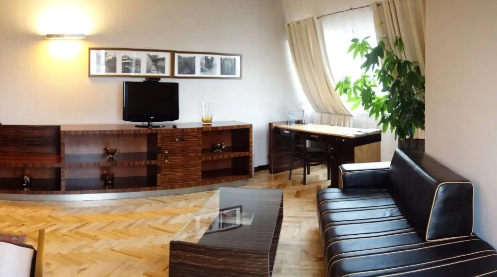 hotel image 16