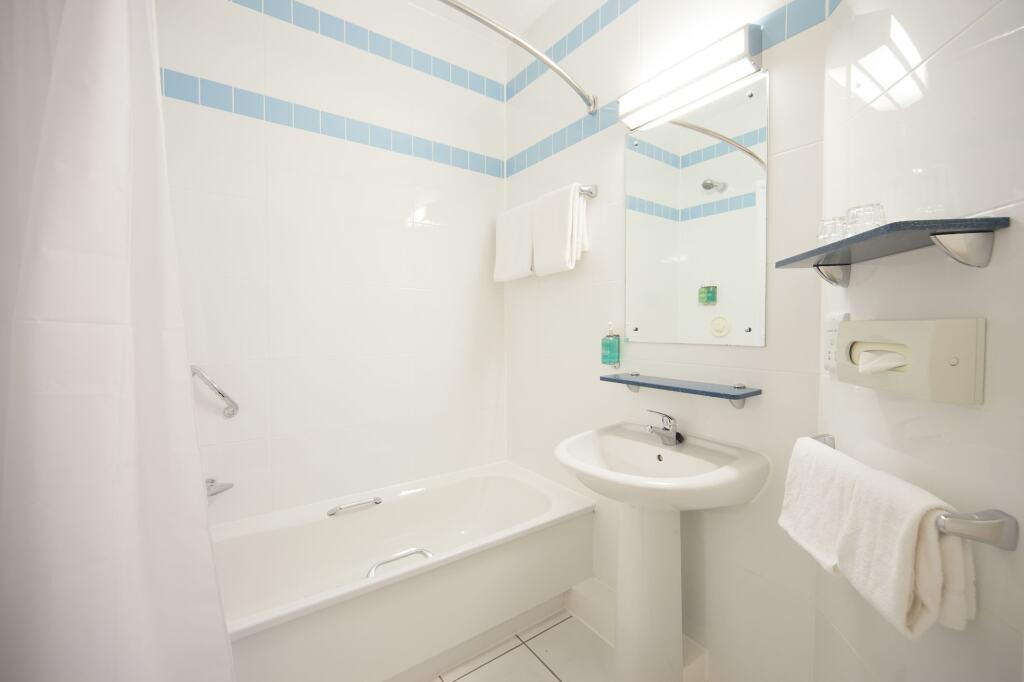 hotel image 13