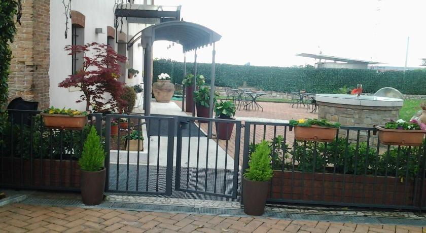 hotel image 16