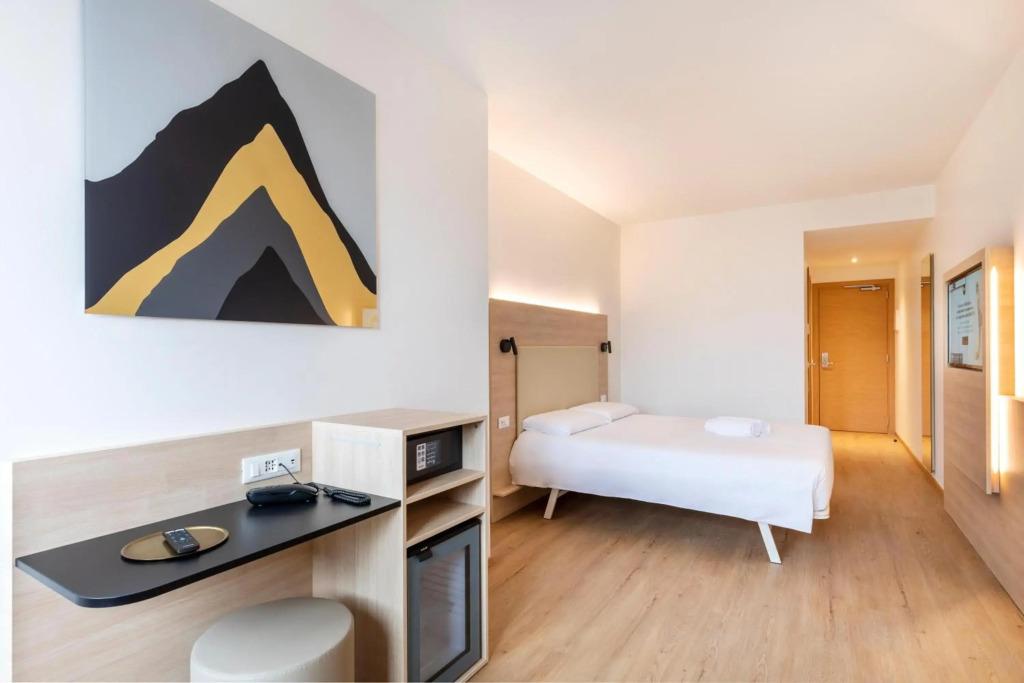 hotel image 12