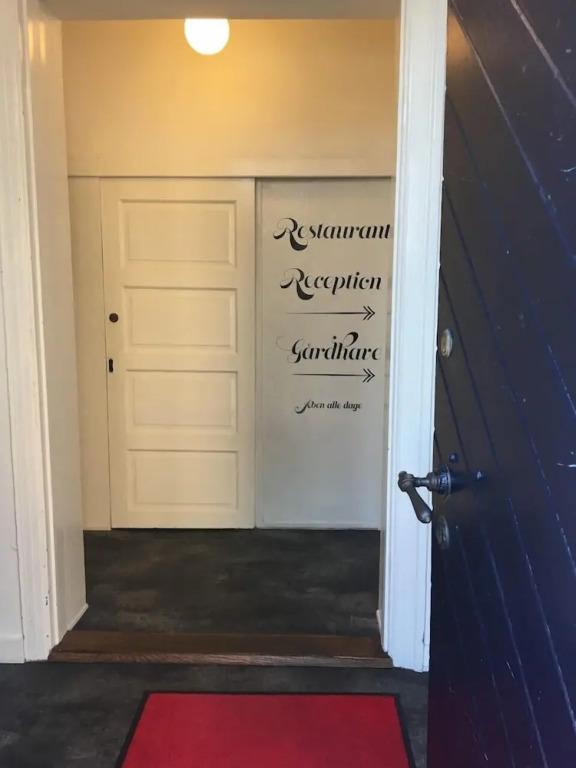 hotel image 12