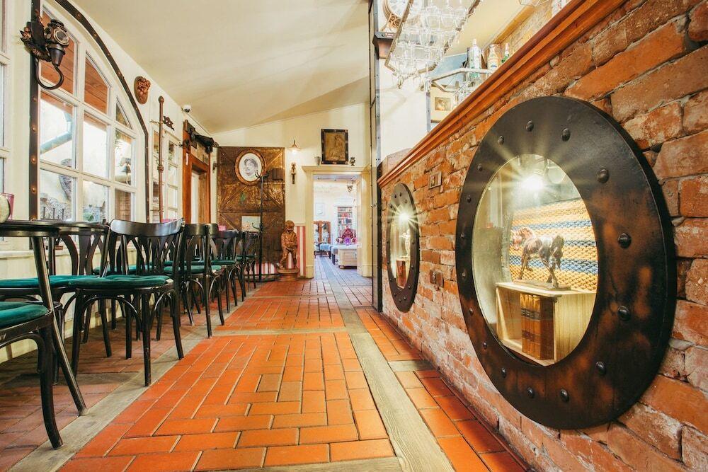 hotel image 10