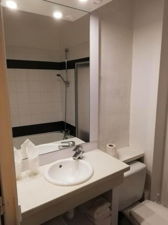 hotel image 16