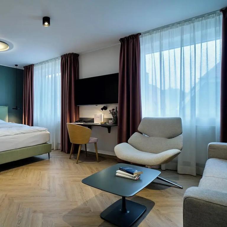 hotel image 7