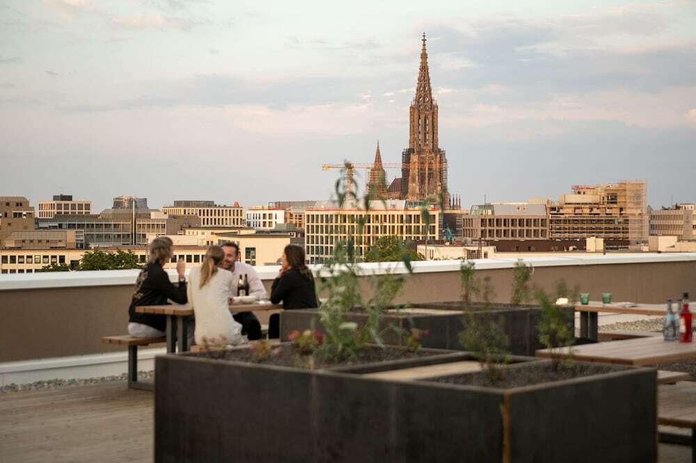 hotel image 16