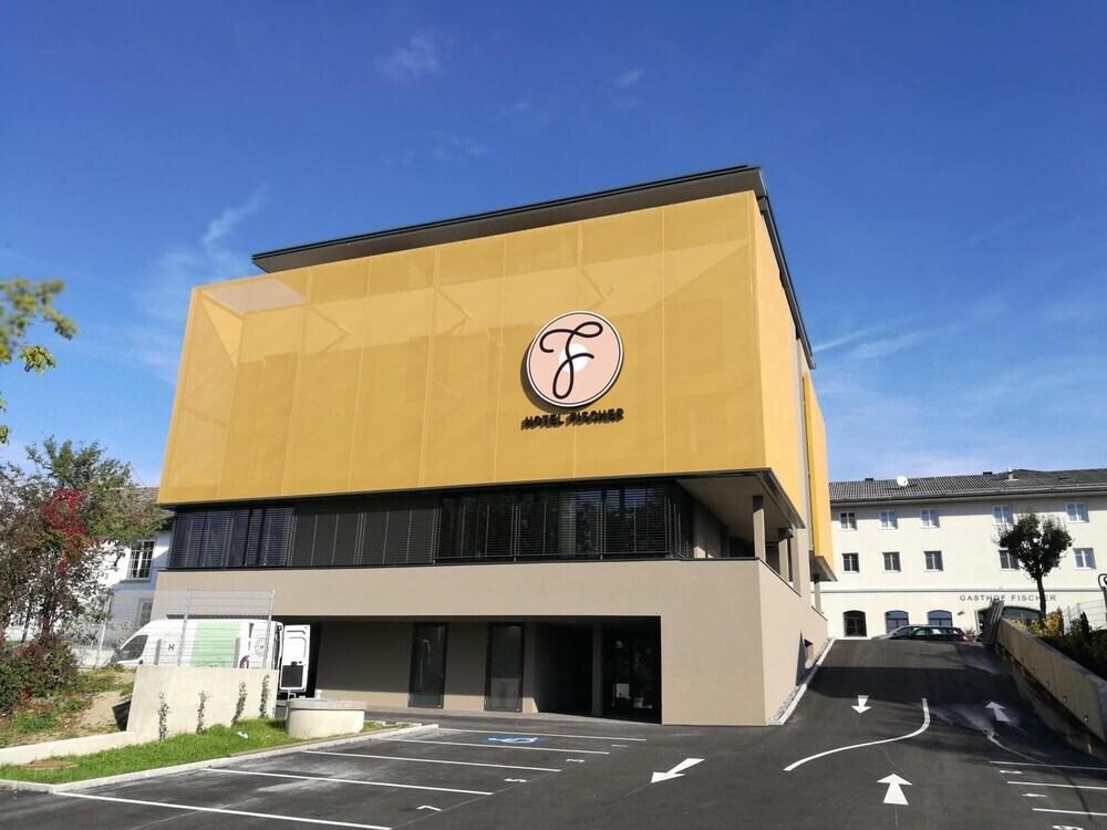 hotel image 10