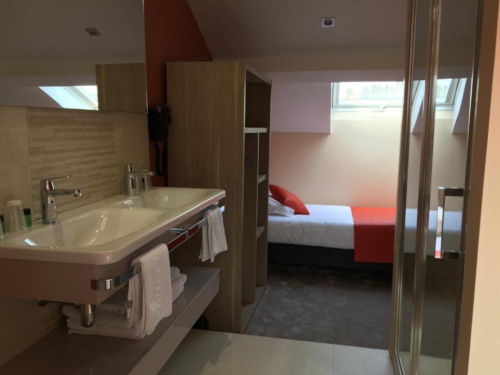 hotel image 13